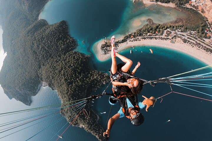 Tandem Paragliding Over Ölüdeniz: Babadağ Flights from Fethiye photo 3