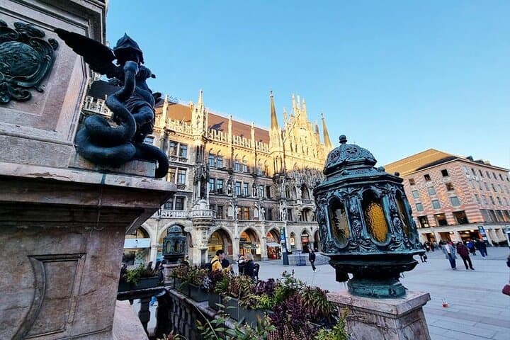 Munich Private Audio-Book City Rally — Self-Guided Scavenger Hunt in Old Town photo 4