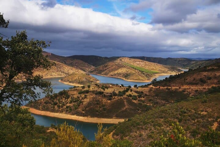 Silves Private Jeep Safari: Moorish Castle, Arade River & Mountain Passes photo 4