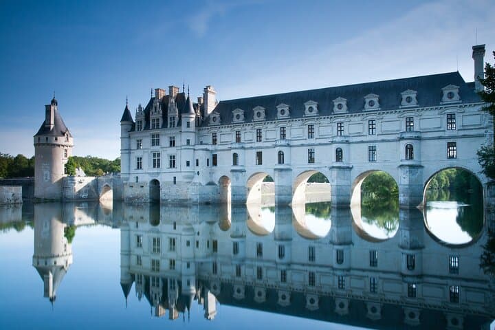 One-Day Loire Valley Castles Tour from Paris: Chambord, Chenonceau & Cheverny photo 4