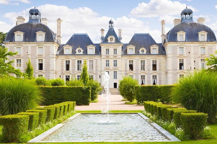 One-Day Loire Valley Castles Tour from Paris: Chambord, Chenonceau & Cheverny photo 6