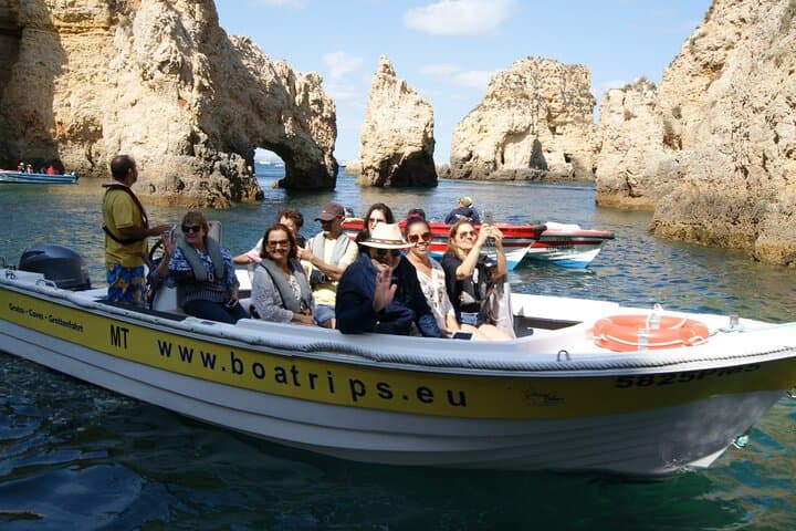 Ponta da Piedade Boat Cruise: Inside the Caves and Coastal Cliffs of Lagos photo 5