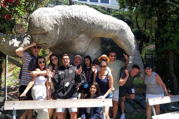 Half-Day Lord of the Rings Tour in Wellington — Mount Victoria, Hobbiton Woods & Weta Workshop photo 2