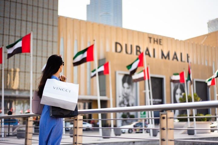 Explore The Dubai Mall: Ultimate 4-Hour Shopping & Sightseeing Tour