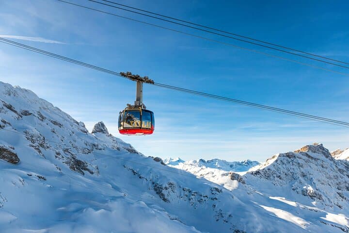 Mount Titlis Day Trip from Zurich: Rotair Cable Car, Glacier Cave & Cliff Walk
