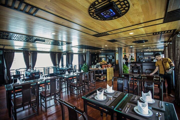 Lan Ha Bay Deluxe 2D/1N Cruise — Kayaking, Swimming & Viet Hai Village photo 4