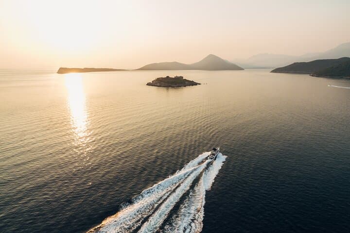 Speedboat to Mamula & Blue Cave: Private Herceg Novi Bay Cruise