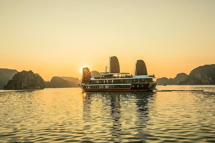 Lan Ha Bay Deluxe 2D/1N Cruise — Kayaking, Swimming & Viet Hai Village photo 3