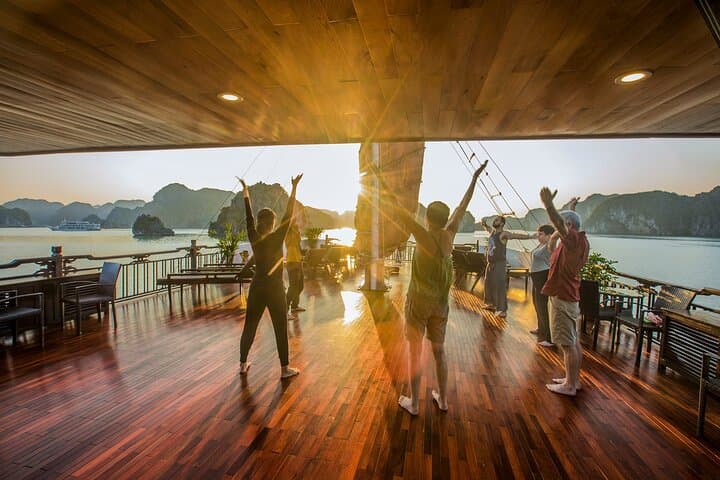Lan Ha Bay Deluxe 2D/1N Cruise — Kayaking, Swimming & Viet Hai Village photo 5