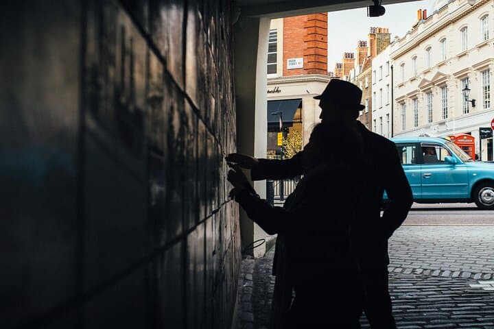 Solve Moriarty's Game: The Professor's Invitation — Sherlock Puzzle Walk in Marylebone photo 6