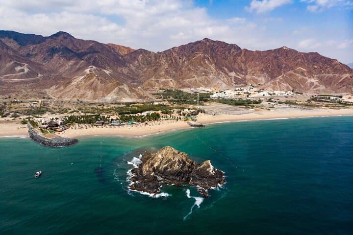 Fujairah East Coast Escape: Full-Day Tour from Dubai to Forts, Beaches & Markets photo 3