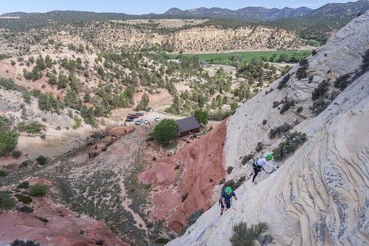 East Zion Via Ferrata & Rappelling: 1-Hour Iron Ladder Adventure photo 2