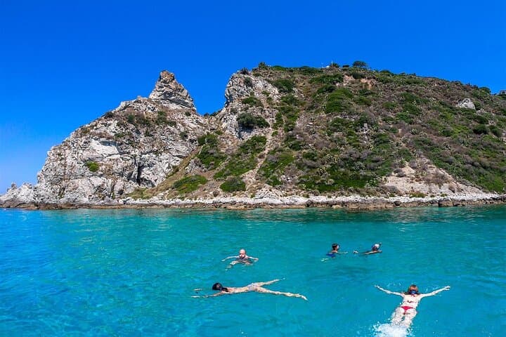 Dinghy Along Costa degli Dei: Snorkel the Coves of Capo Vaticano to Tropea photo 5