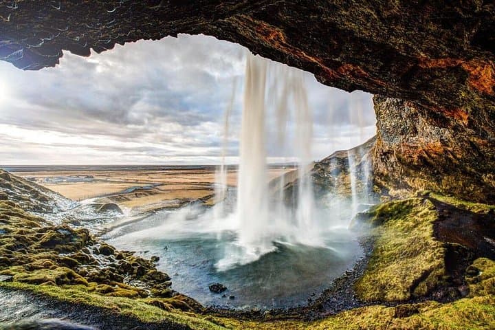 Thorsmork Super-Jeep Day Tour: Seljalandsfoss, Gljúfrabúi & Stakkholtsgjá photo 3
