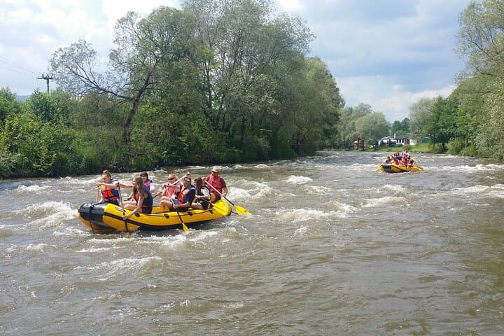 Rafting the Hron River: Inflatable Raft Rentals from Banská Bystrica photo 2