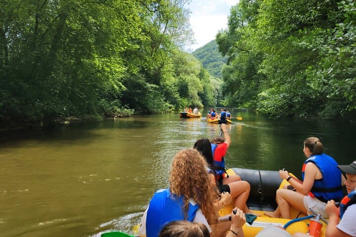 Rafting the Hron River: Inflatable Raft Rentals from Banská Bystrica photo 4