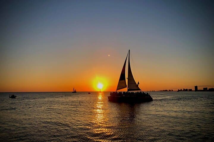 Panama City Beach Sunset Dolphin Catamaran Cruise photo 6