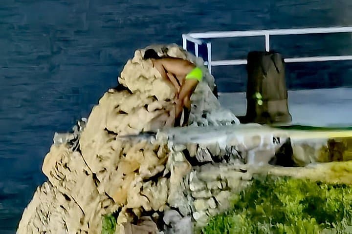 Sunset and High Cliff Divers of La Quebrada: 4-Hour Acapulco Evening Tour photo 4