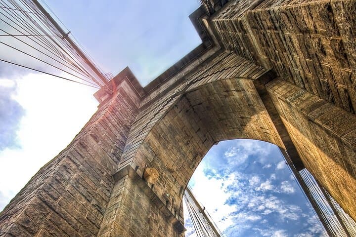 Walk the Brooklyn Bridge: A 90-Minute Local-Led History and Architecture Tour photo 5