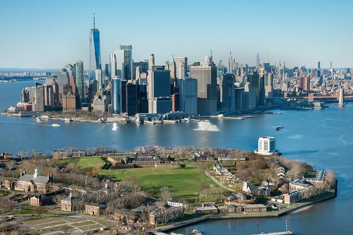 Empire Helicopter Tour of New York: A 25‑Minute Aerial Overview of Manhattan photo 4