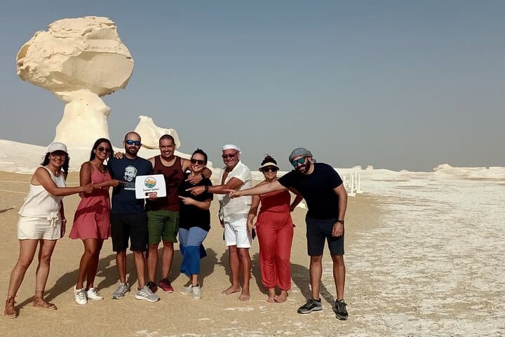 White Desert & Black Desert: 4-Day Bahariya Oasis Camping Adventure