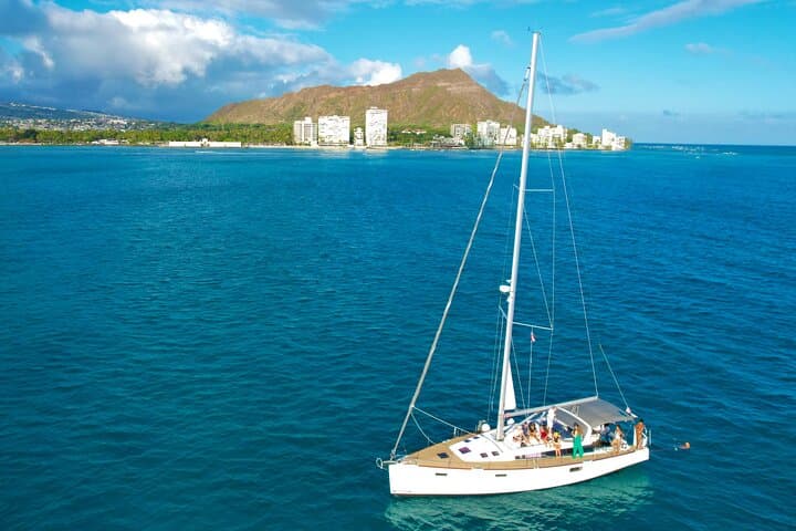 Waikiki Sail & Snorkel at Turtle Canyons — Private 3-Hour Adventure photo 5