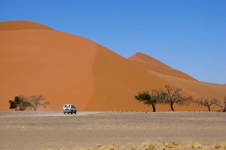 Overnight Camel Trek and Desert Camp in Erg Chebbi (Merzouga)