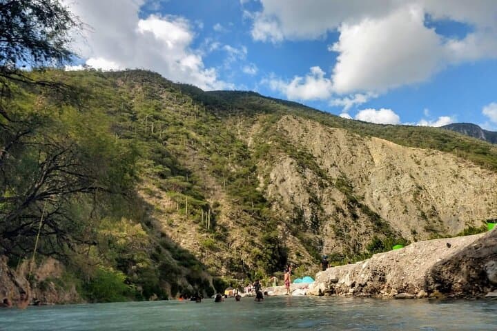 Tolantongo Hot Springs Day Trip from Mexico City: Thermal Caves & Turquoise Pools photo 2