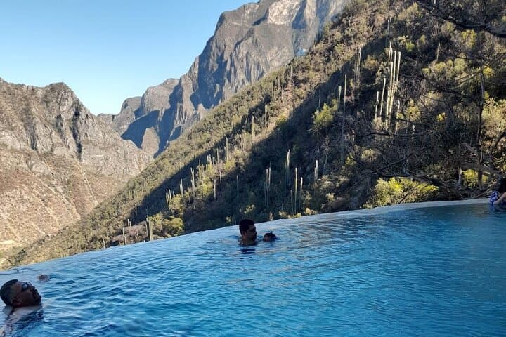 Tolantongo Hot Springs Day Trip from Mexico City: Thermal Caves & Turquoise Pools photo 4