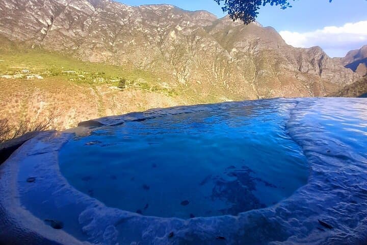 Tolantongo Hot Springs Day Trip from Mexico City: Thermal Caves & Turquoise Pools photo 6