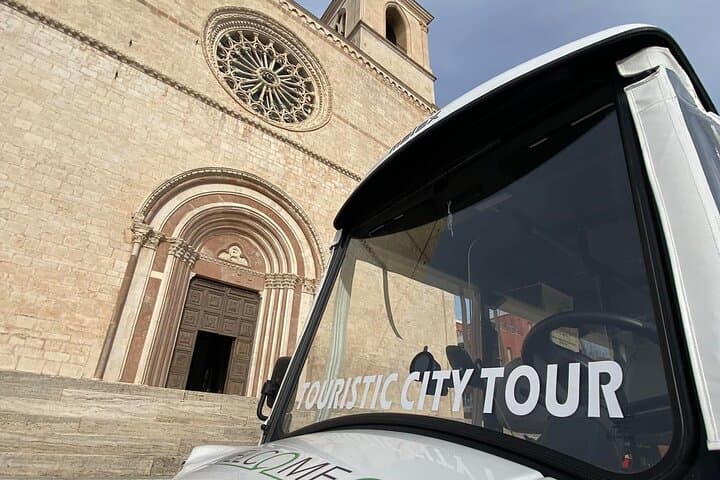Electric Shuttle Sightseeing in L'Aquila: Historic-Center Highlights photo 5