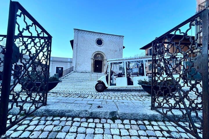 Electric Shuttle Sightseeing in L'Aquila: Historic-Center Highlights photo 2