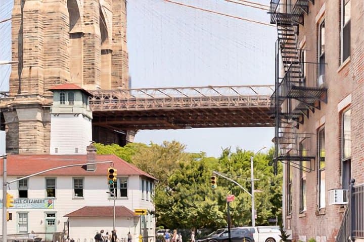 Walk the Brooklyn Bridge: A 90-Minute Local-Led History and Architecture Tour photo 4