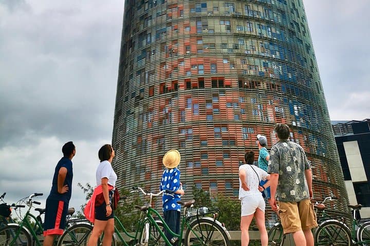 Ride Like a Local: Eco-Friendly Barcelona Bike Tour with Local Guides photo 1