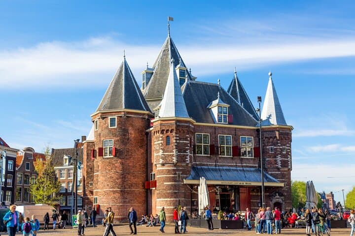 Romantic Amsterdam PuzzleQuest: Self-Guided City Exploration Game photo 5