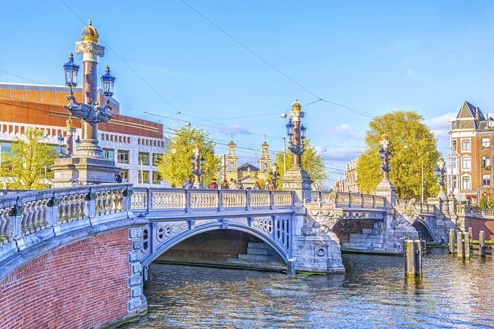 Romantic Amsterdam PuzzleQuest: Self-Guided City Exploration Game