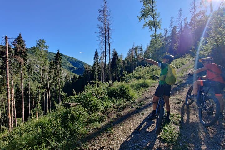 E‑MTB Panoramic Tour: Ghisallo to Martina Refuge and Bellagio Views photo 2