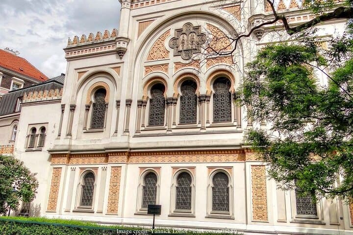 Prague Jewish Quarter Private Half-Day Walking Tour — Old-New Synagogue & Jewish Museum