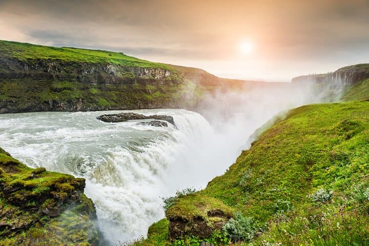 6-Day Iceland Adventure Pack: Volcanoes, Waterfalls & Blue Lagoon Geothermal Escape photo 2