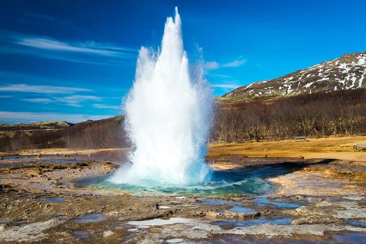 6-Day Iceland Adventure Pack: Volcanoes, Waterfalls & Blue Lagoon Geothermal Escape photo 3