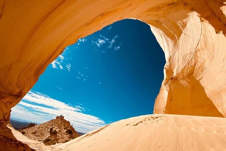 Peekaboo Slot Canyon & Great Chamber Guided Hike — Kanab Photo-Friendly Adventure photo 3
