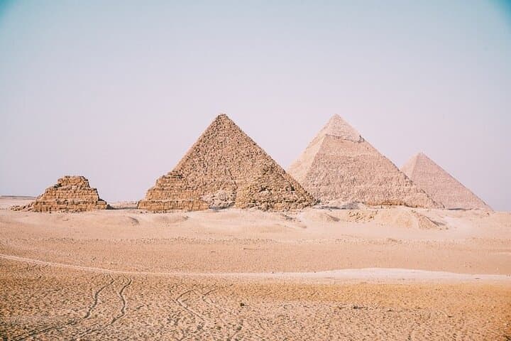 Cairo Day Trip from Sharm El Sheikh: Egyptian Museum, Pyramids & Papyrus Museum by Bus photo 3