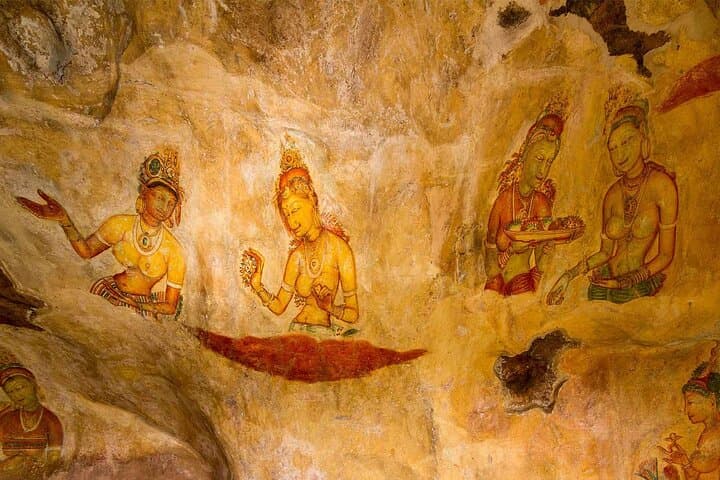 2-Day Sigiriya, Dambulla & Kandy Cultural Tour — Sigiriya Rock, Dambulla Cave Temple, Temple of the Tooth photo 2