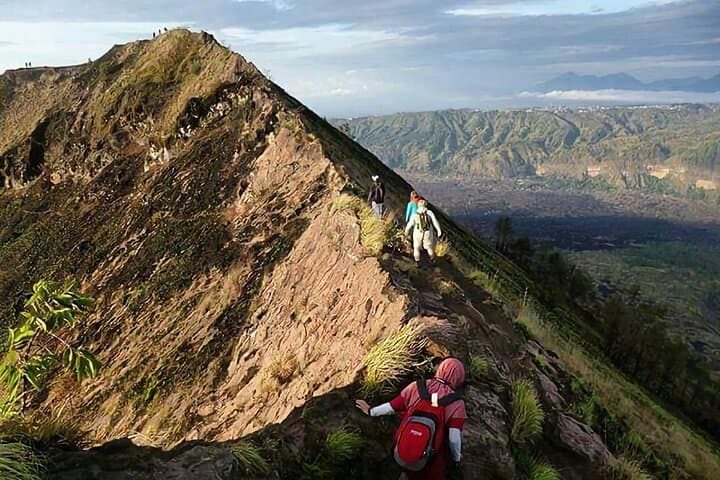 Sunrise Summit: Bali Mount Batur Guide to the Pre-Dawn Hike photo 5