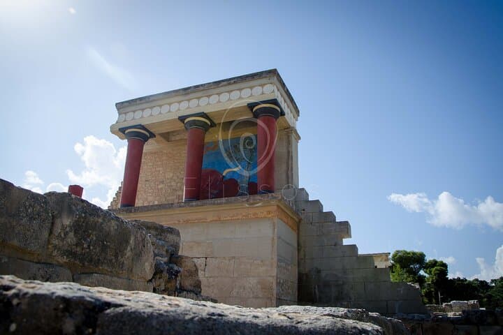 Knossos Palace & Minoan Cooking Class — Luxury Family Experience in Heraklion photo 3
