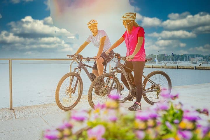 Pedal Through History: Berlin Bike Tour of Top Attractions with Private Guide photo 1