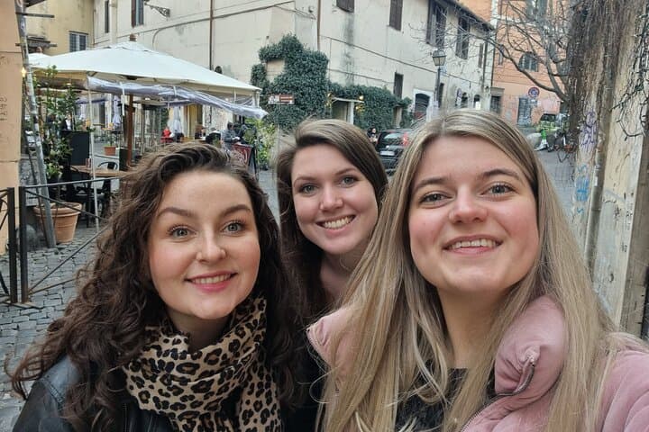 Trastevere Puzzle Quest: Self-Guided Mystery Walk in Rome photo 2