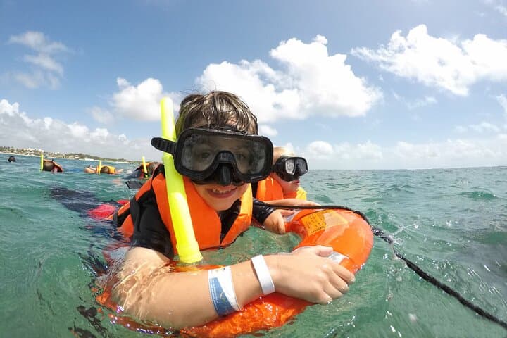 Isla Mujeres Catamaran Day Trip from Cancún — Albatros Plus Experience photo 3