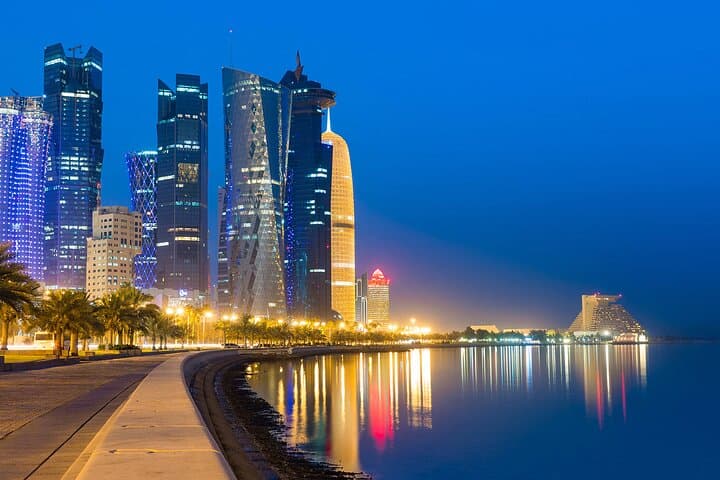 Sunset Dhow Cruise and Corniche Walk in Doha — Skyline Cruise on the Arabian Gulf photo 4