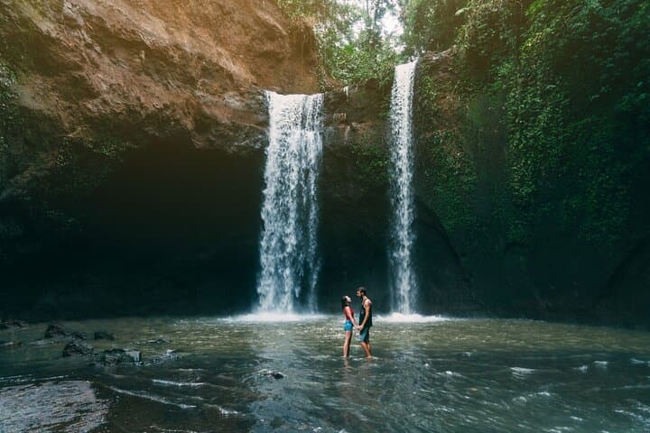 Custom Full-Day Bali Minibus Tour: Ubud Waterfalls, Temples & Rice Terraces photo 4
